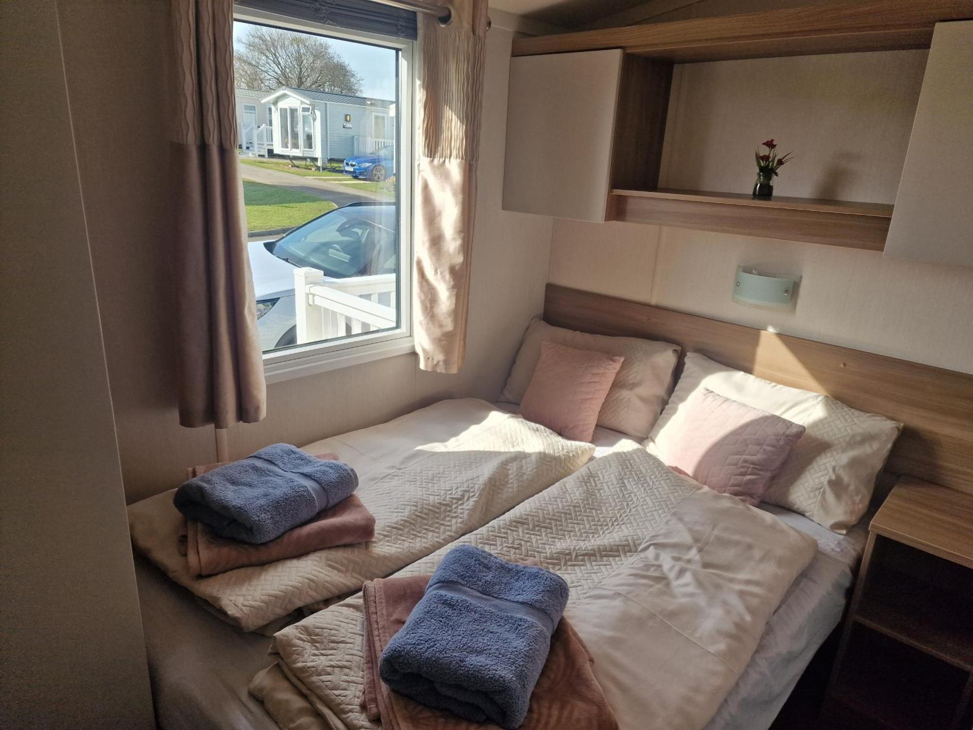 ホテル Durdlee Door, D27, Main Rd, West Lulworth, Wareham Bh20 5Pu エクステリア 写真